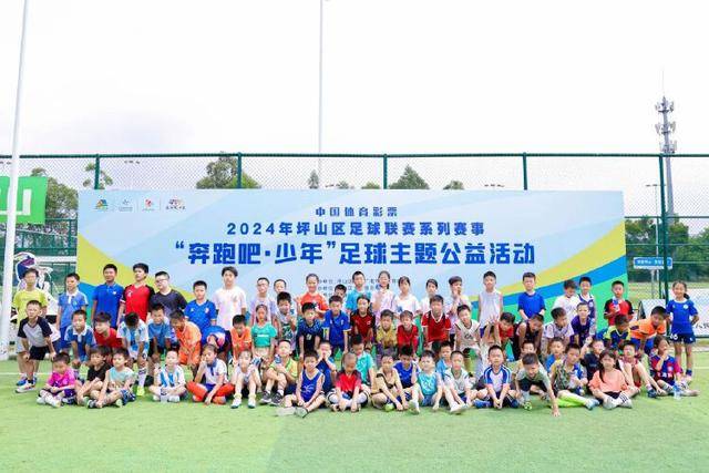中国女篮险胜波多黎各晋级八强，韩旭表现亮眼